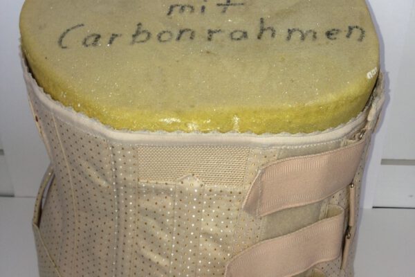 Überbrückungsmieder Überbrückungsmieder mit Carbonrahmen